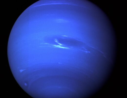 neptune-67537_1280